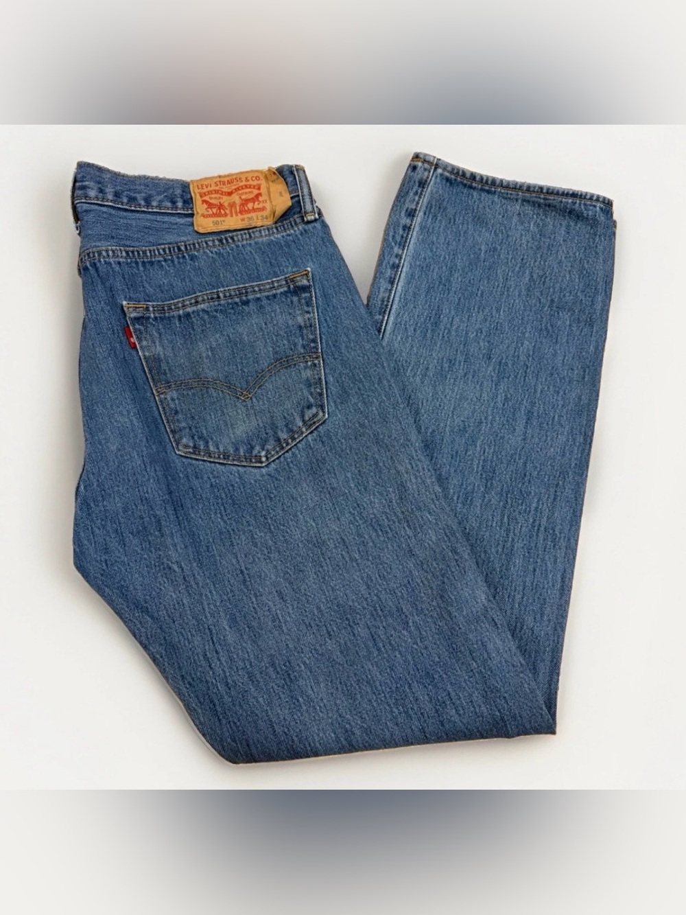 Levi’s 501 Medium Wash Straight Men’s 36x34 Denim Blank Tab Classic Jeans
